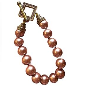 Elegant Glass Pearl pink Iridescent Gold crystal Heidi Daus Beaded Bracelet